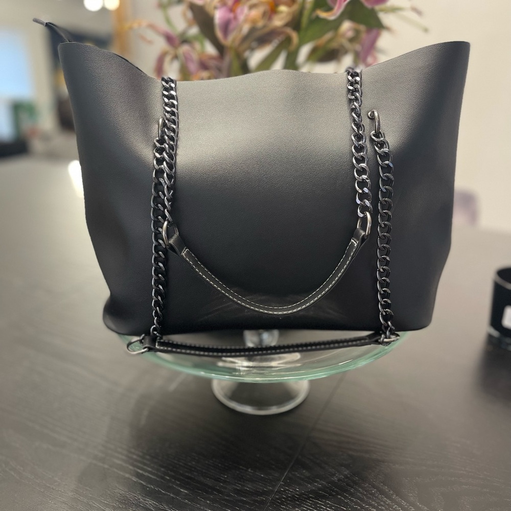 Vanessa Tote Bag